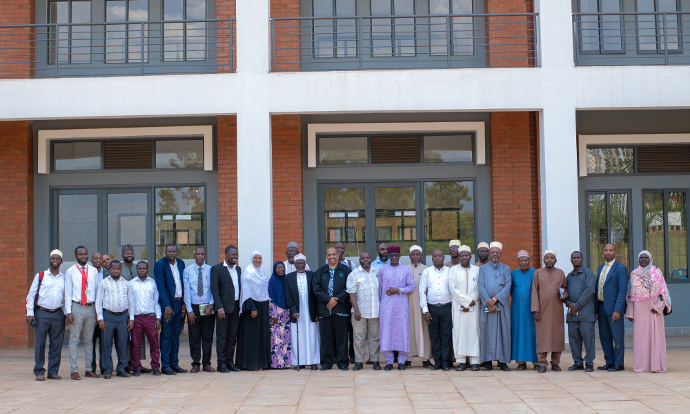 iuiu-hosts-dialogue-on-islamization-and-integration-of-knowledge